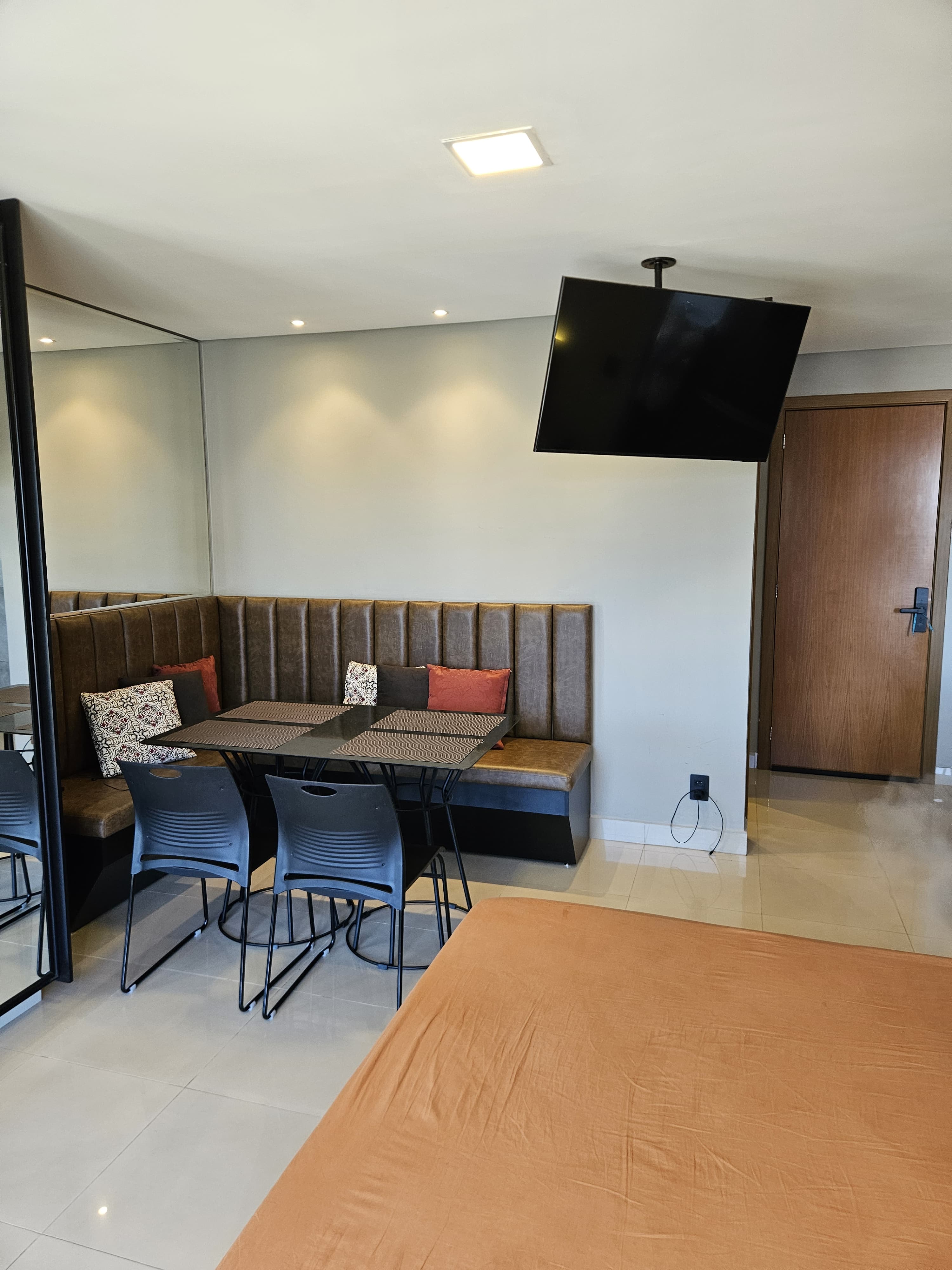 Apartamento Mobiliado no 23º Andar - The Expression Setor Bueno