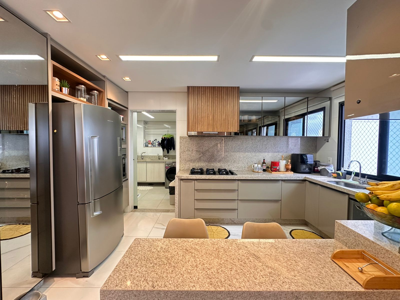 Apartamento Mobiliado de Luxo - 3 Suítes - Goiânia Shopping