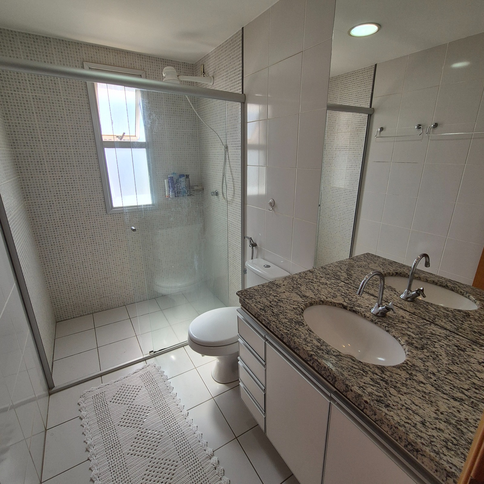 Apartamento Alto Padrão no Setor Bueno - 14º Andar com Vista Privilegiada