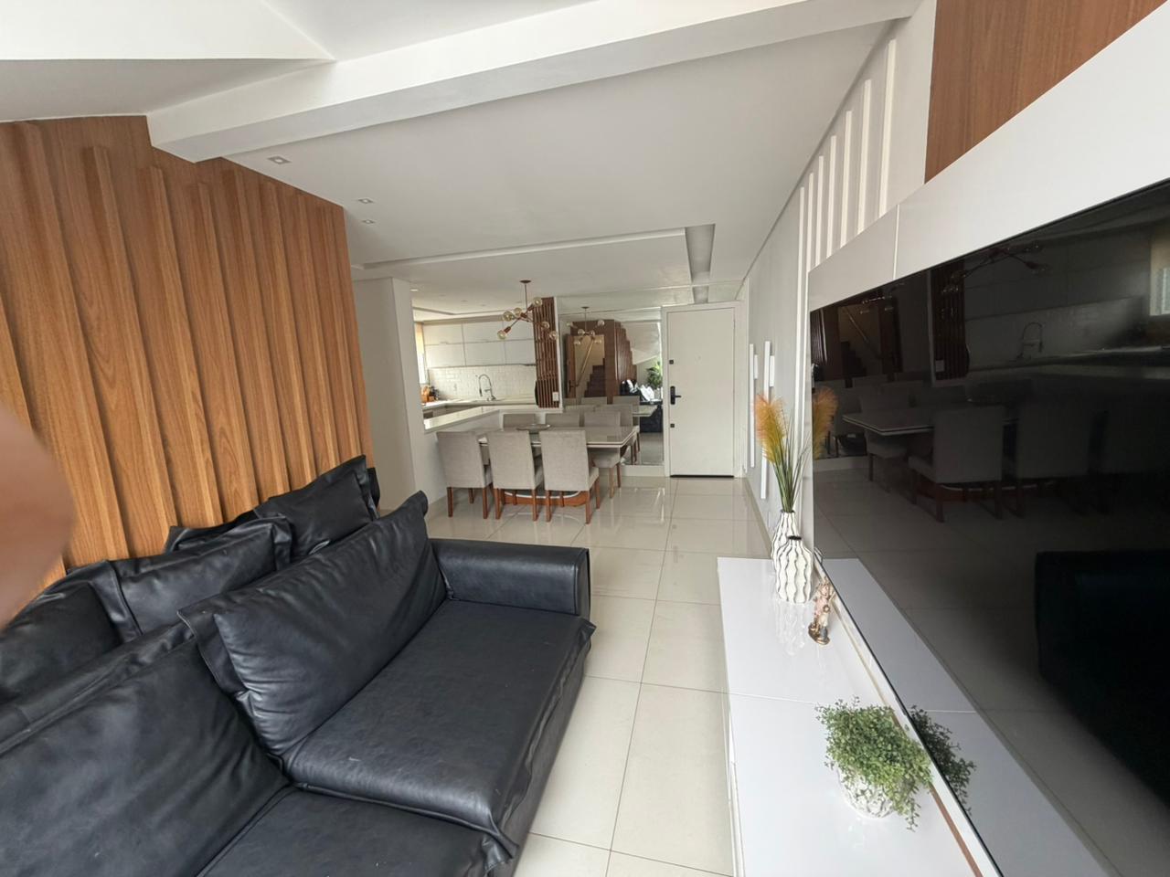 Cobertura de Alto Padrão no Setor Bueno - 188m² com Piscina Aquecida Privativa