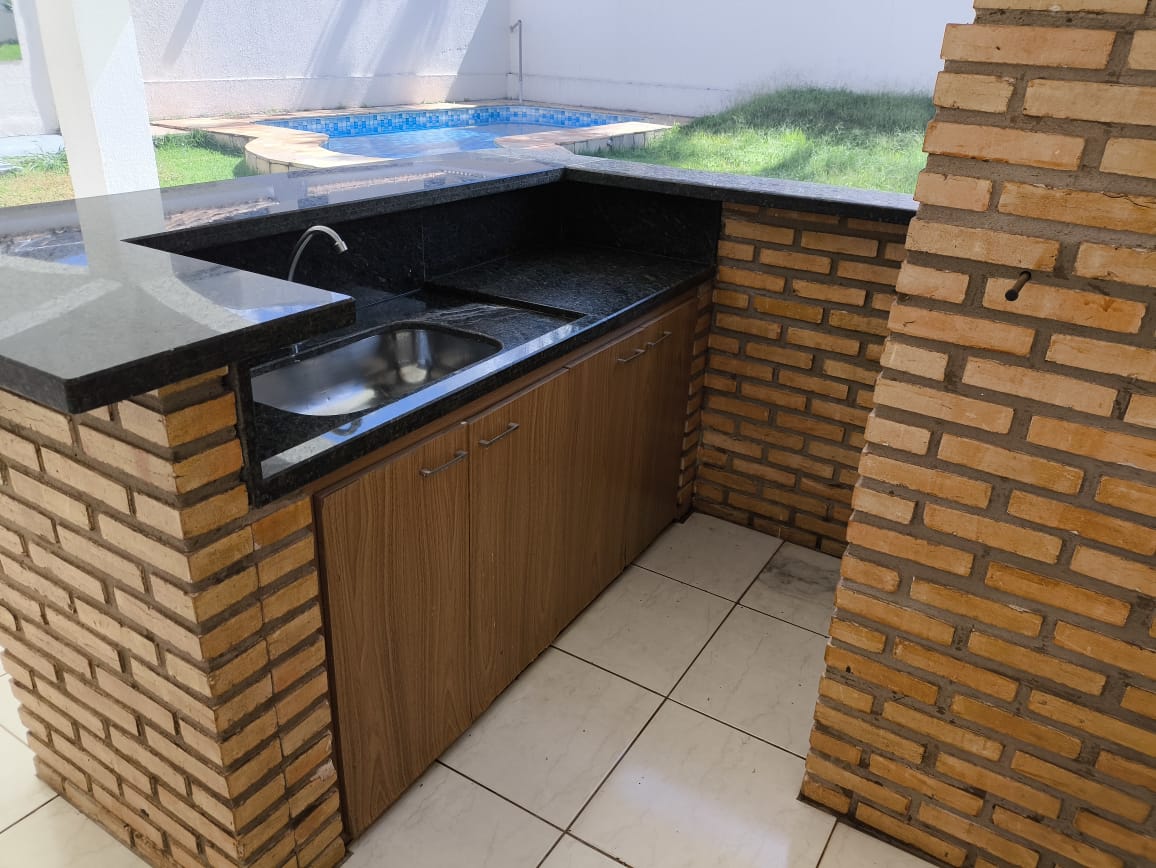 Sobrado com Piscina e Churrasqueira - Jardim Madri