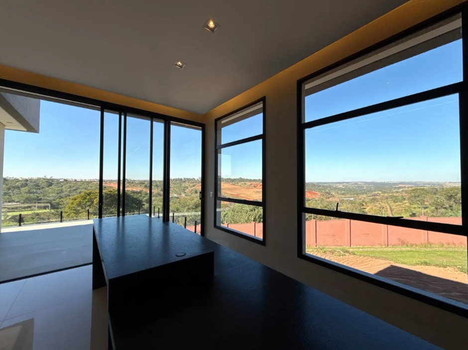 Casa Subtérrea Moderna no Jardins Nápoles - Vista Privilegiada para Área Verde