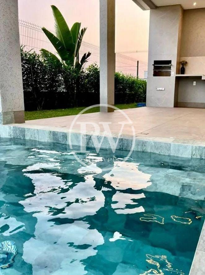 Casa de Alto Padrão à Venda no Condomínio Terras Alpha 2 – Senador Canedo