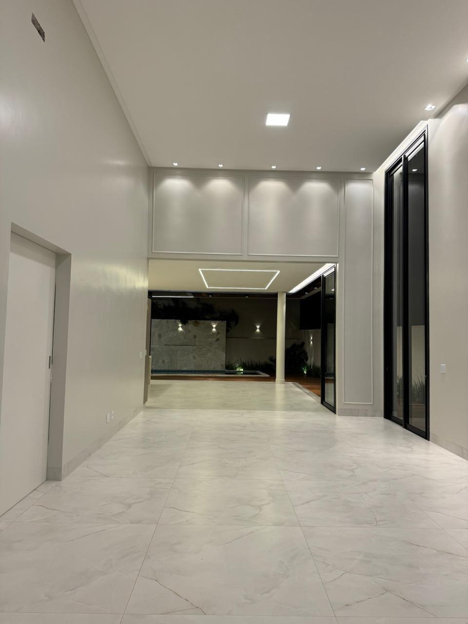 Casa Térrea de Luxo - Portal do Sol Garden Golf - Projeto Arquiteto Renomado