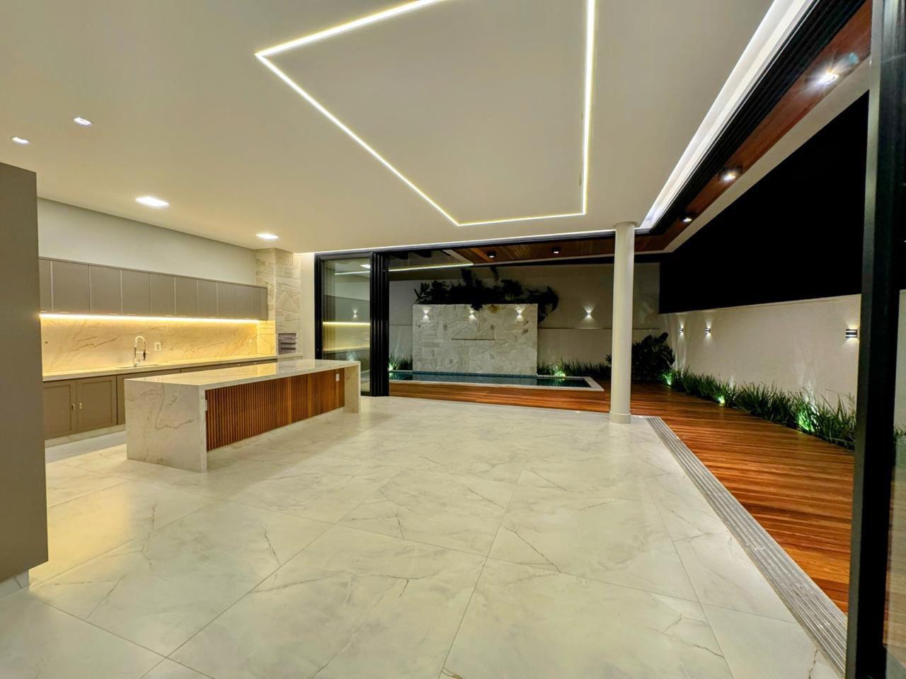 Casa Térrea de Luxo - Portal do Sol Garden Golf - Projeto Arquiteto Renomado