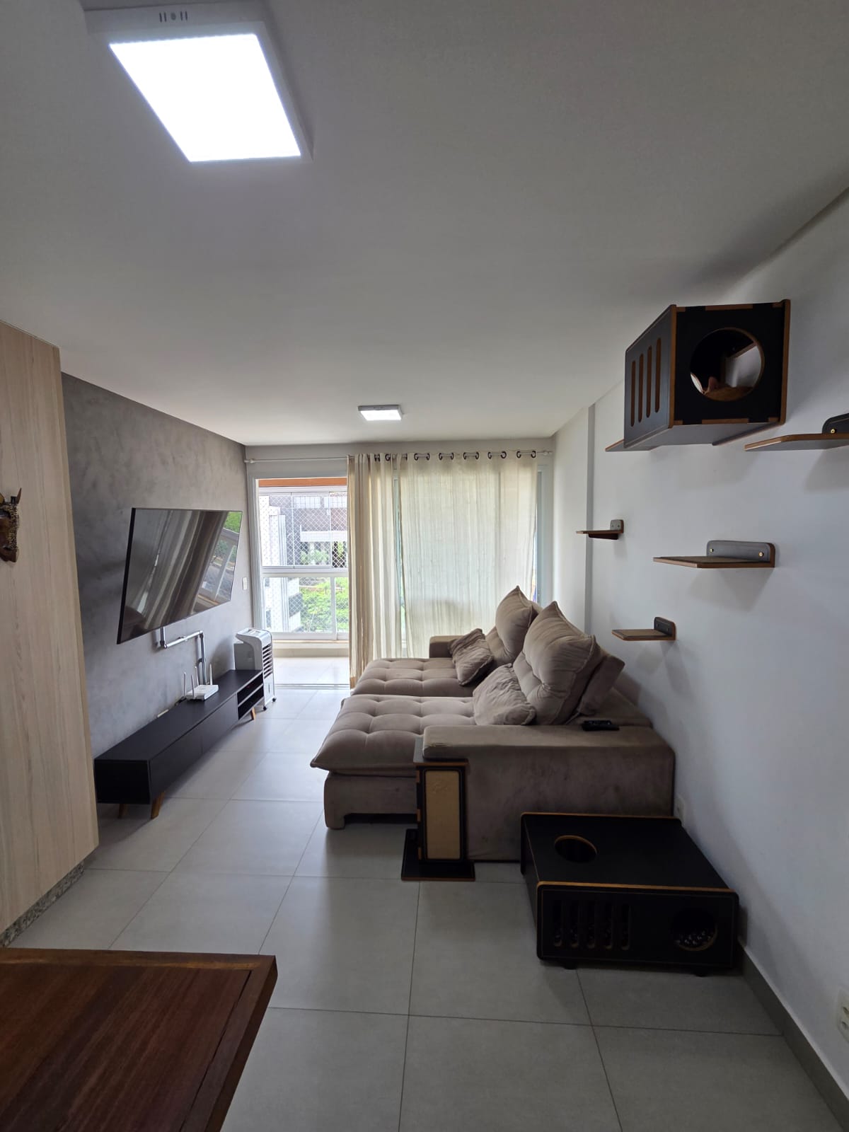 Apartamento Reformado no K Apartments - 1 Quarto com Sacada Fechada