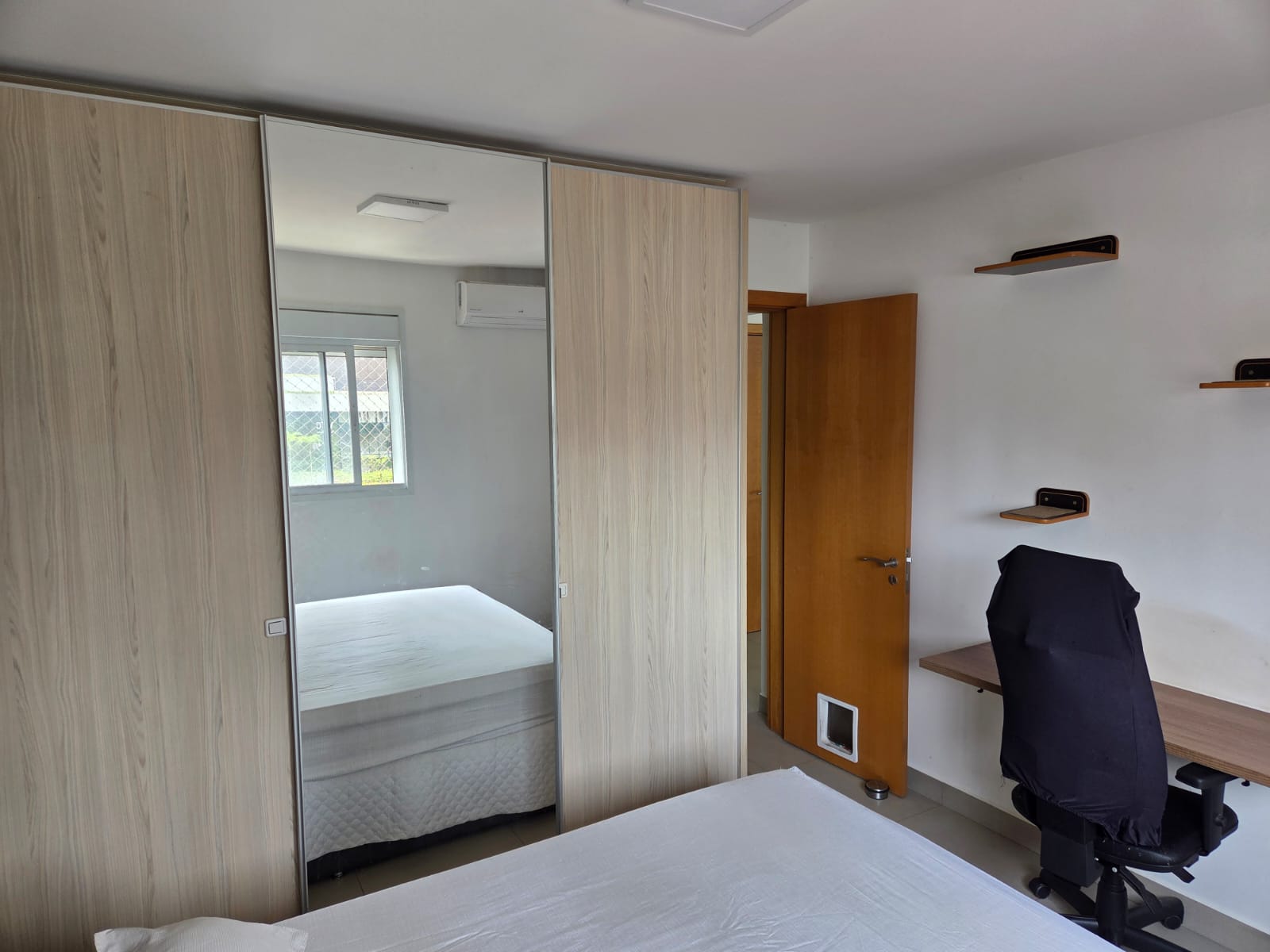 Apartamento Reformado no K Apartments - 1 Quarto com Sacada Fechada