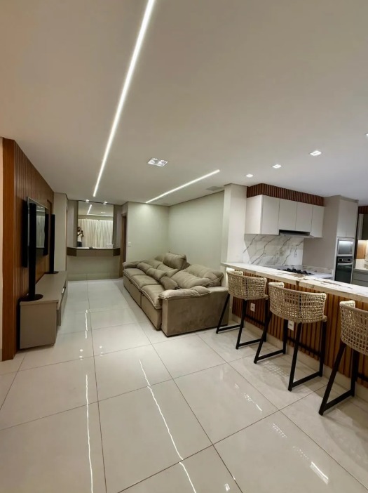 Casa Semi-Nova Mobiliada no Papillon Park - Lote de Esquina 407m²