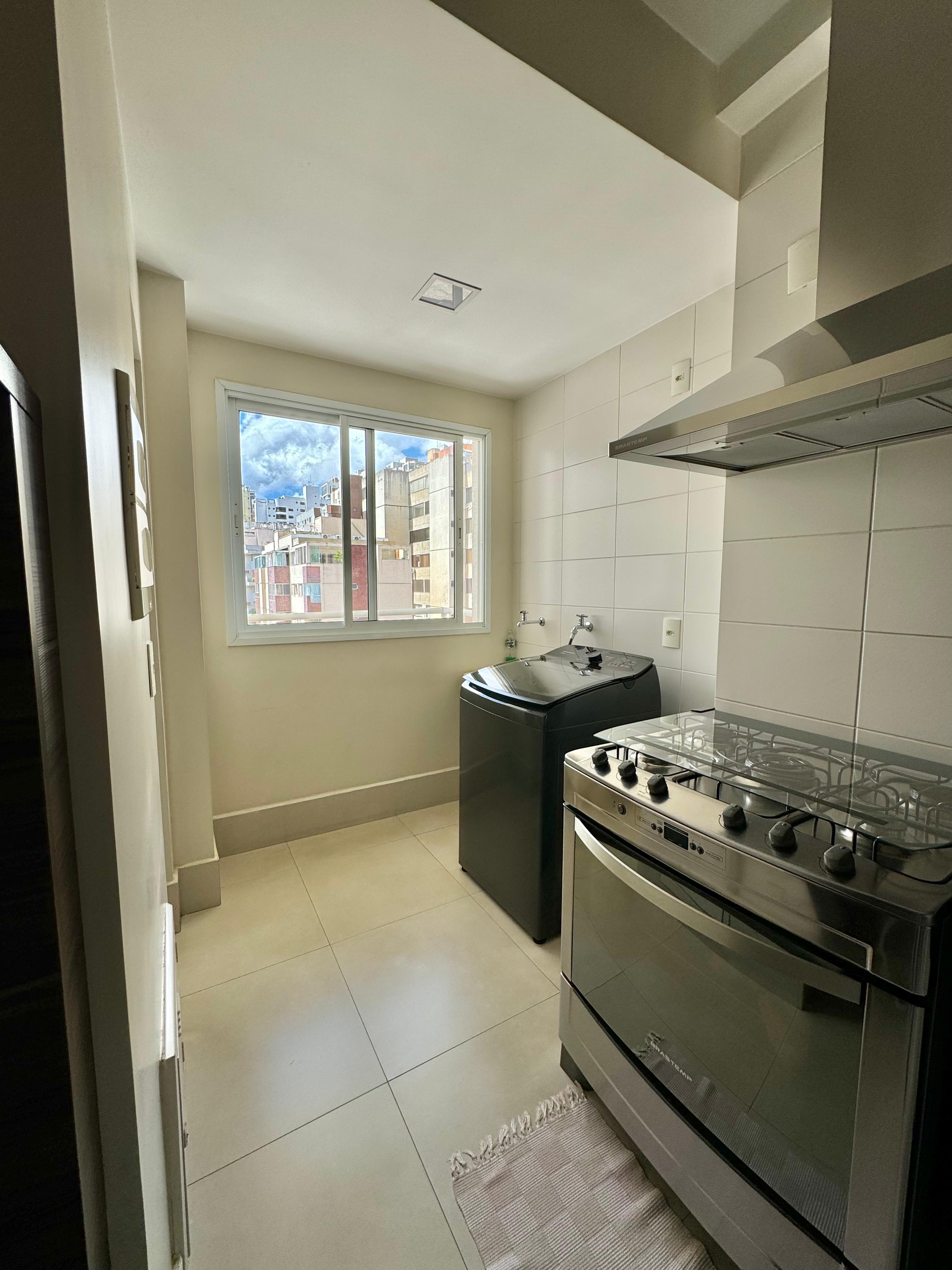 Apartamento Mobiliado 3 Quartos com 1 Suíte - Condomínio Completo