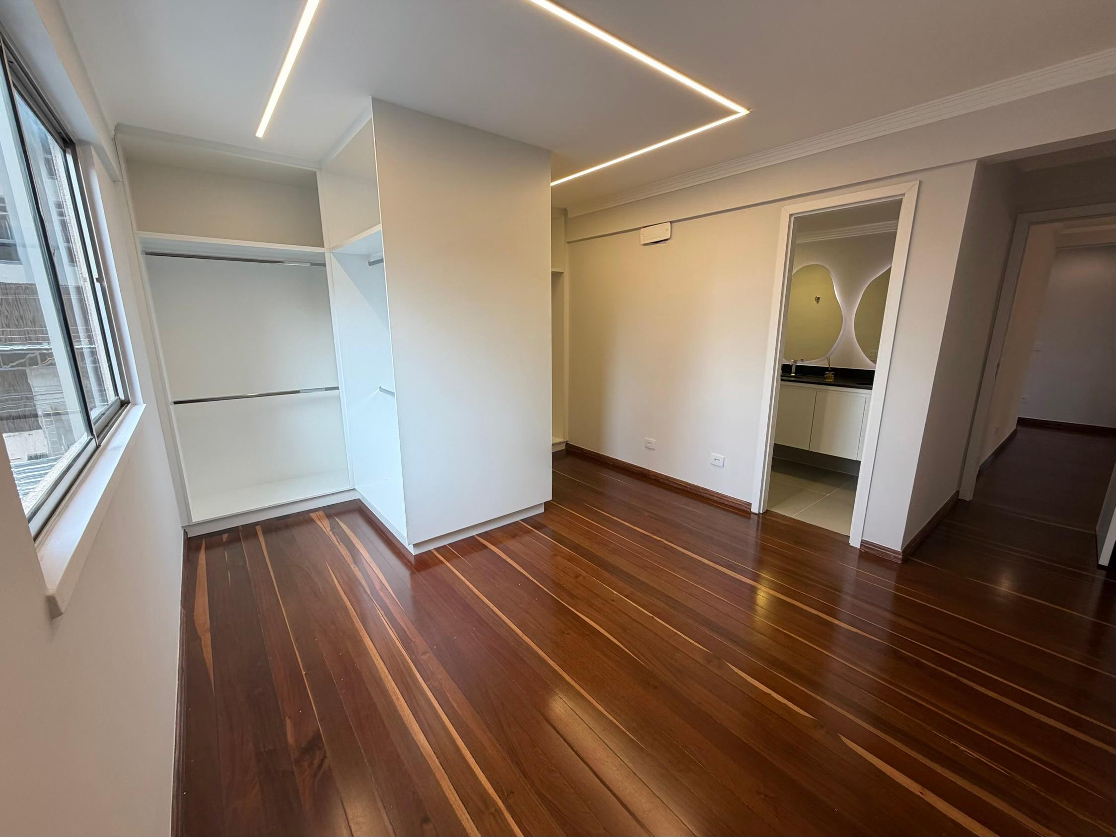 Apartamento Reformado 160m² - Edifício Grécia - Setor Oeste