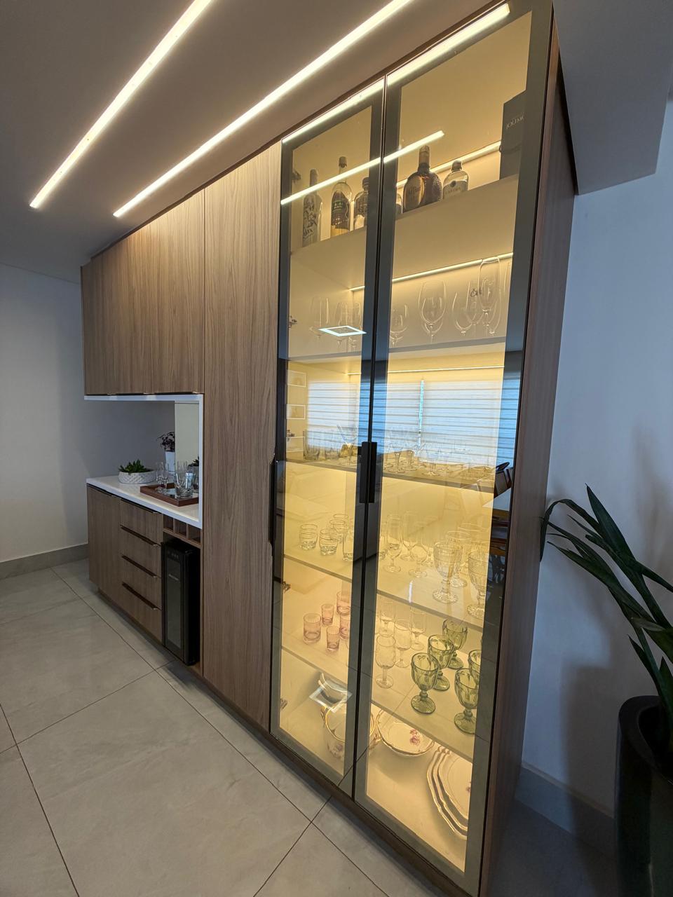 Apartamento Alto Padrão no Residencial Jardim Bueno -  3 Suítes com Armários, Projeto Luminotécnico e Churrasqueira Gourmet