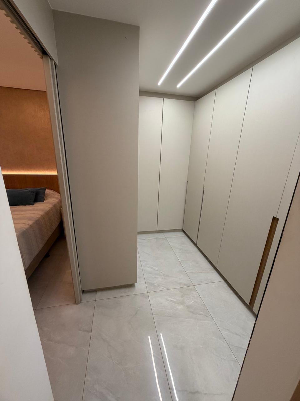 Apartamento Alto Padrão no Residencial Jardim Bueno -  3 Suítes com Armários, Projeto Luminotécnico e Churrasqueira Gourmet