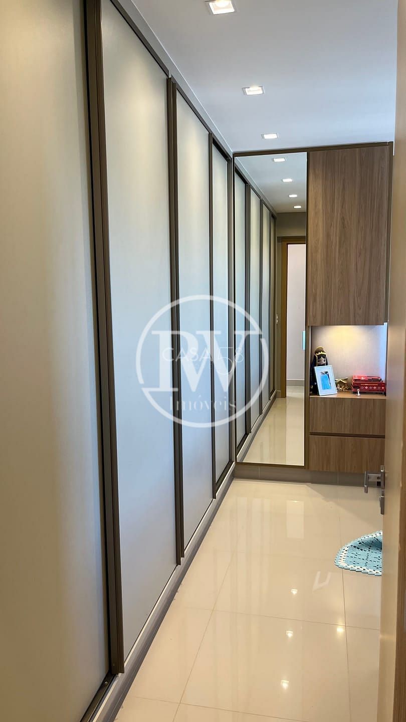 Apartamento Alto Padrão com 3 Quartos no 27º Andar – Torre Única, Vista Livre.