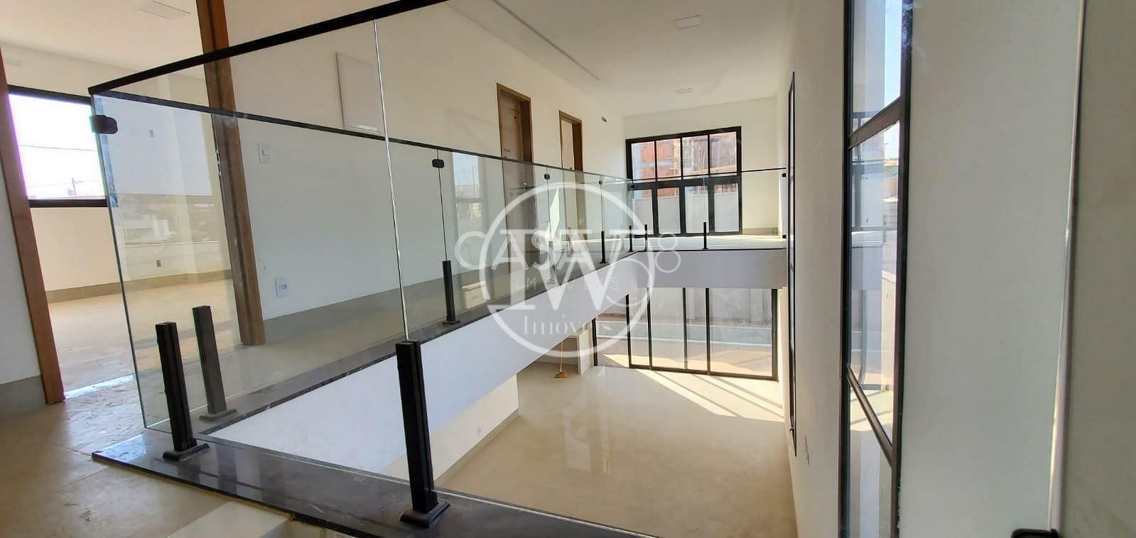 Casa à venda, Jardins Capri, Setor Negrão de Lima, 4 Quartos sendo 4 Suítes