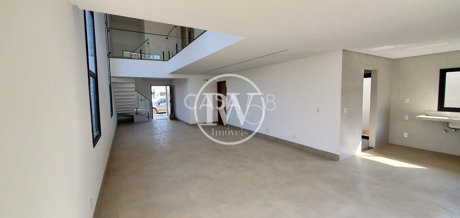 Casa à venda, Jardins Capri, Setor Negrão de Lima, 4 Quartos sendo 4 Suítes