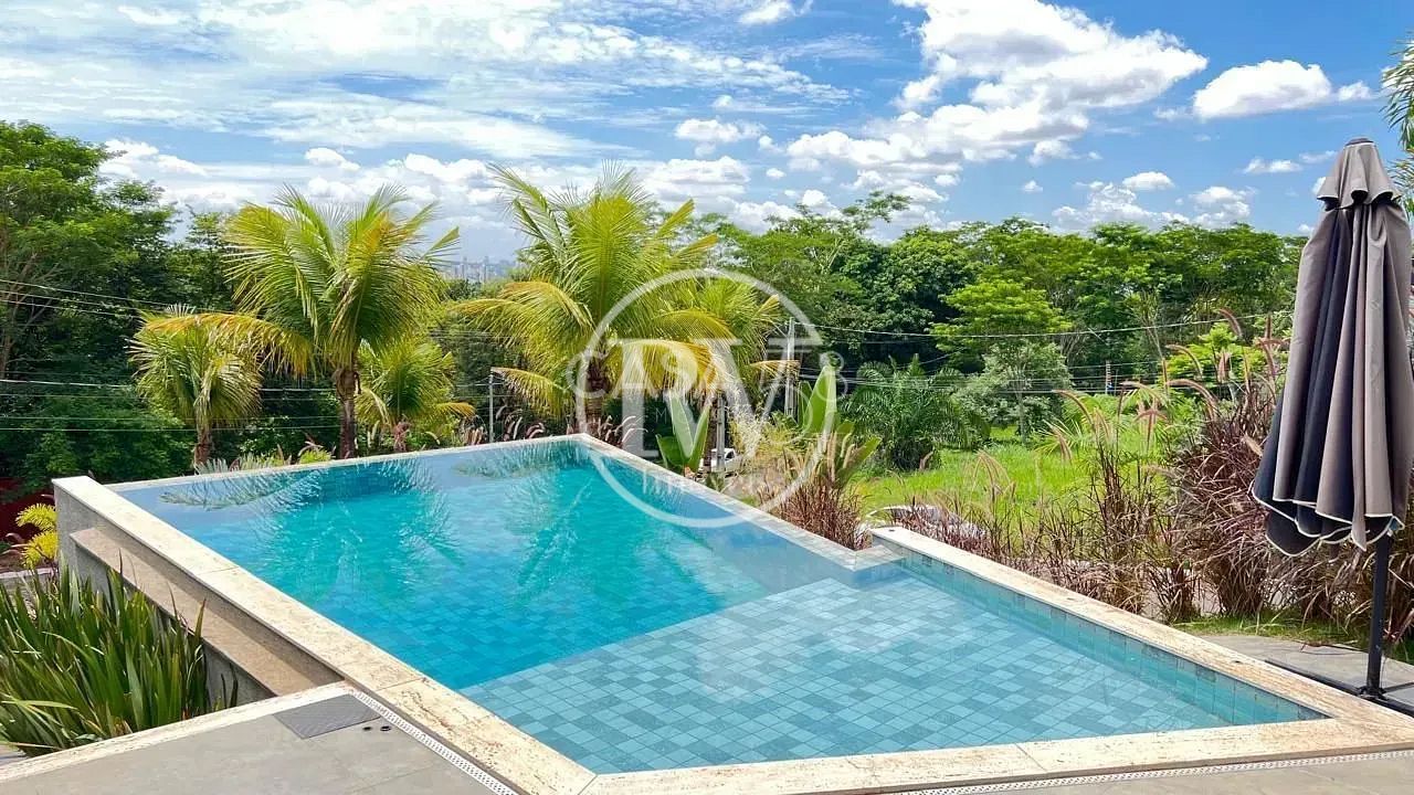 Casa à venda, Residencial Parque Mendanha, 438m² construídos | Terreno de 808m²