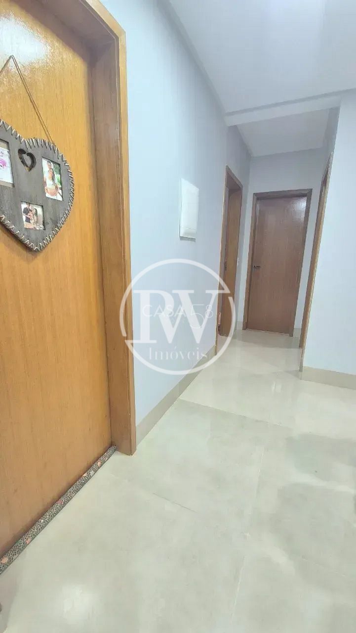 Sobrado à venda  em condominio fechado, 4 quartos