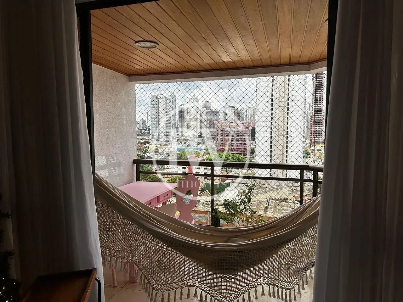 Apartamento à venda - Portal do Ipê- Setor Bueno - 3 suites - 4 banheiros 100m²