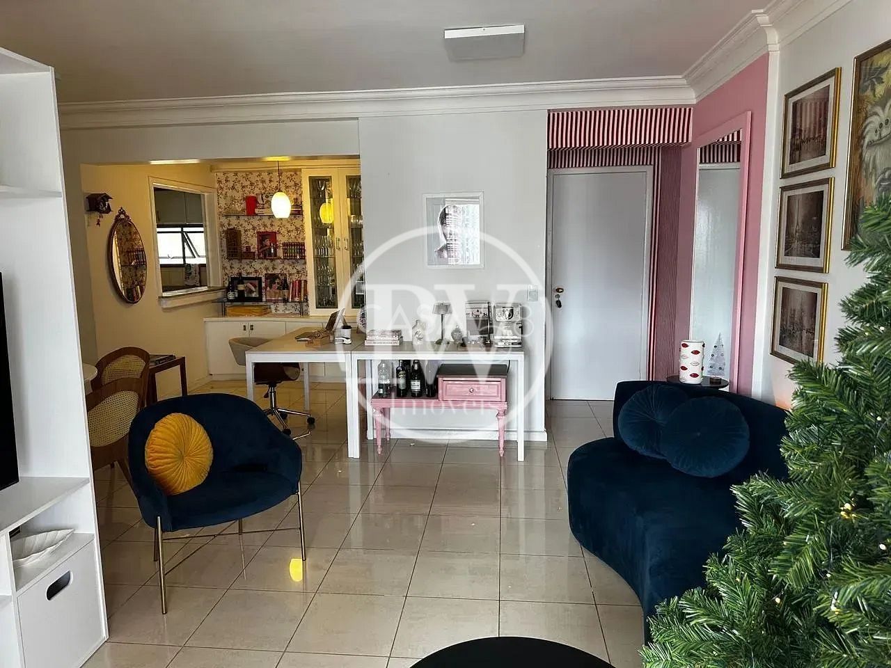 Apartamento à venda - Portal do Ipê- Setor Bueno - 3 suites - 4 banheiros 100m²