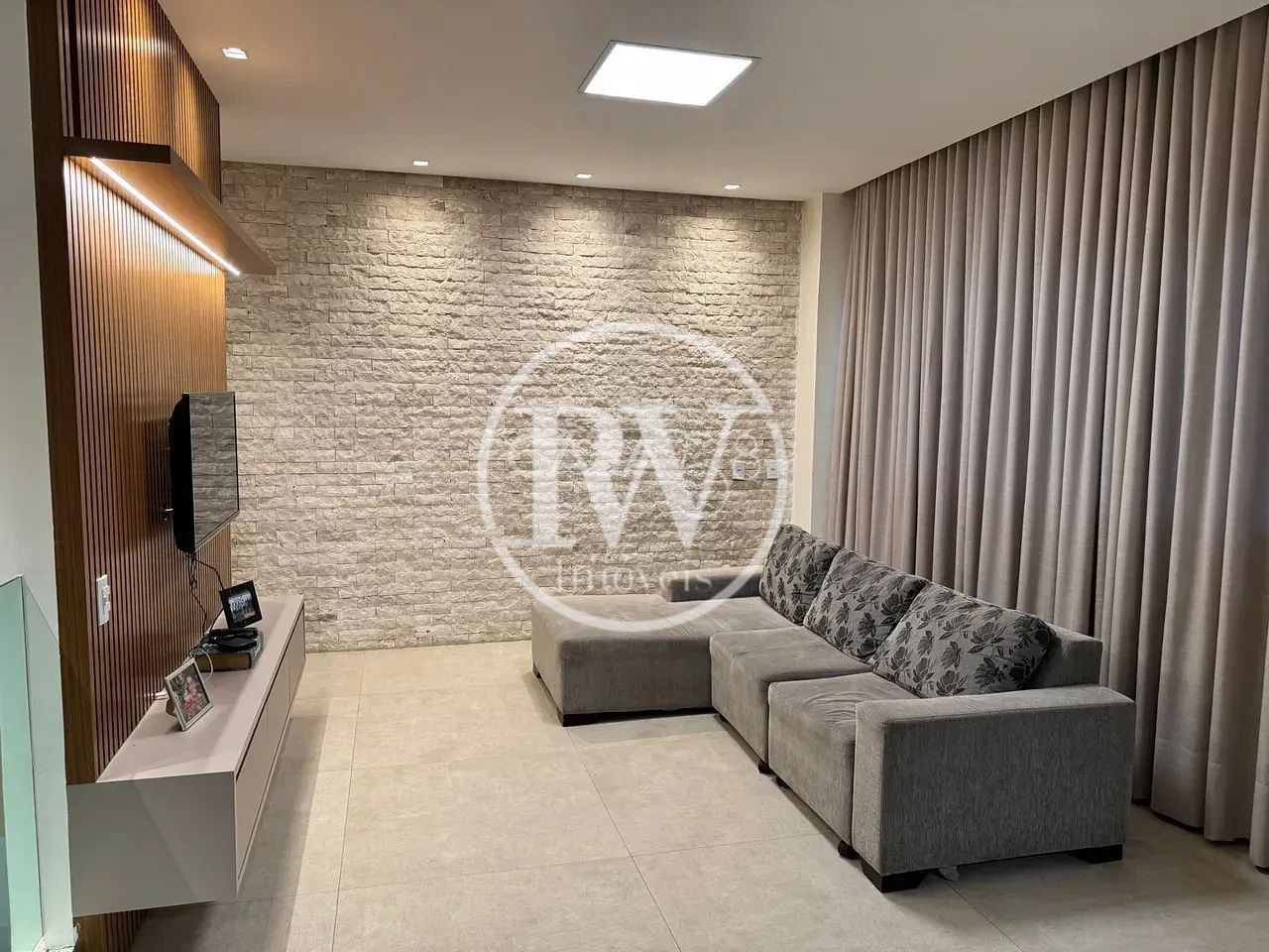 Casa Térrea de Alto Padrão no Condomínio Vale Verde – 4 Quartos – 260m²