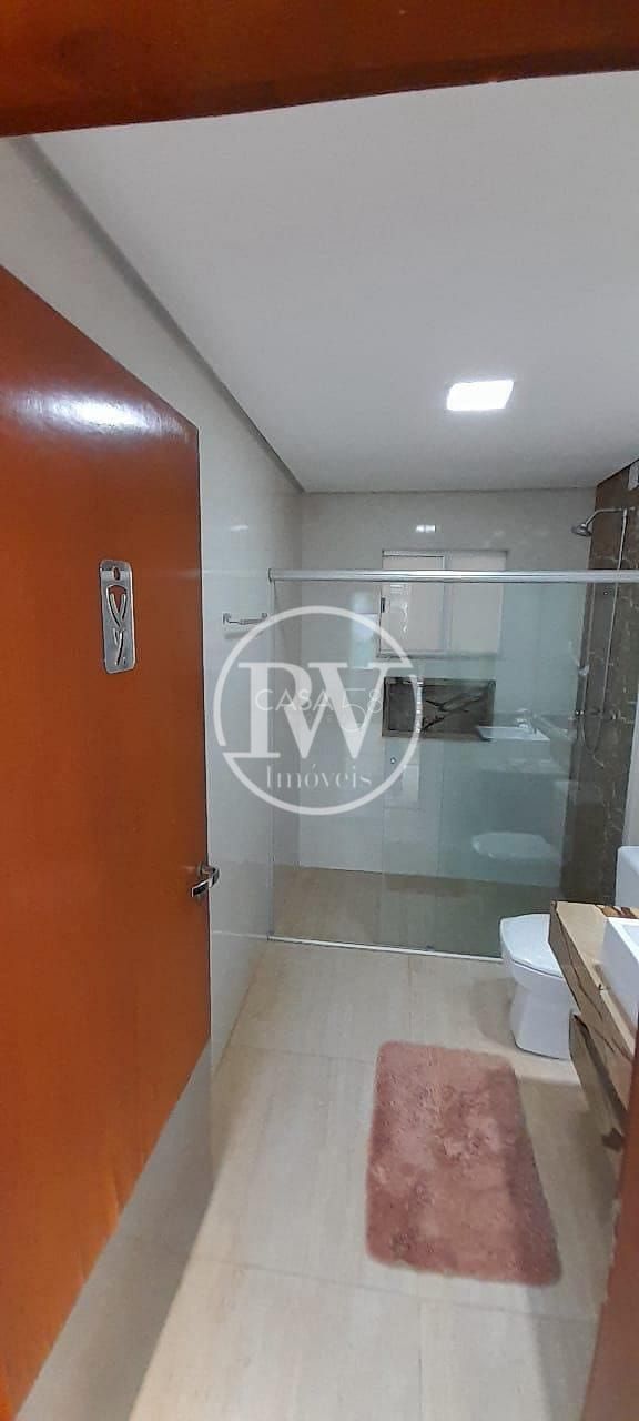 Mansão Exclusiva de Alto Padrão no Condomínio do Lago | 830m² | 5 Suítes