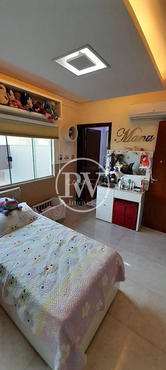 Mansão Exclusiva de Alto Padrão no Condomínio do Lago | 830m² | 5 Suítes