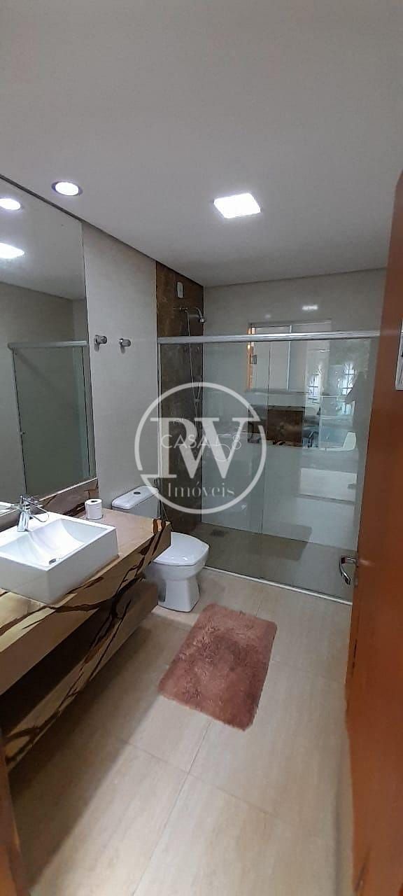 Mansão Exclusiva de Alto Padrão no Condomínio do Lago | 830m² | 5 Suítes