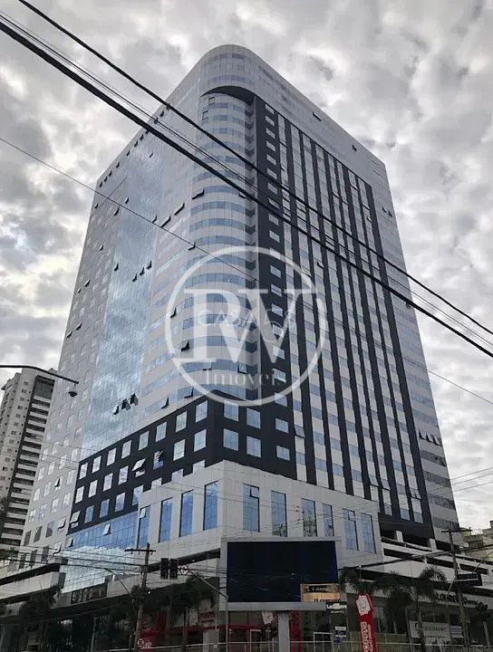 Sala Comercial à Venda – 36m² – 7º Andar – Com Vaga de Garagem – Prédio Moderno