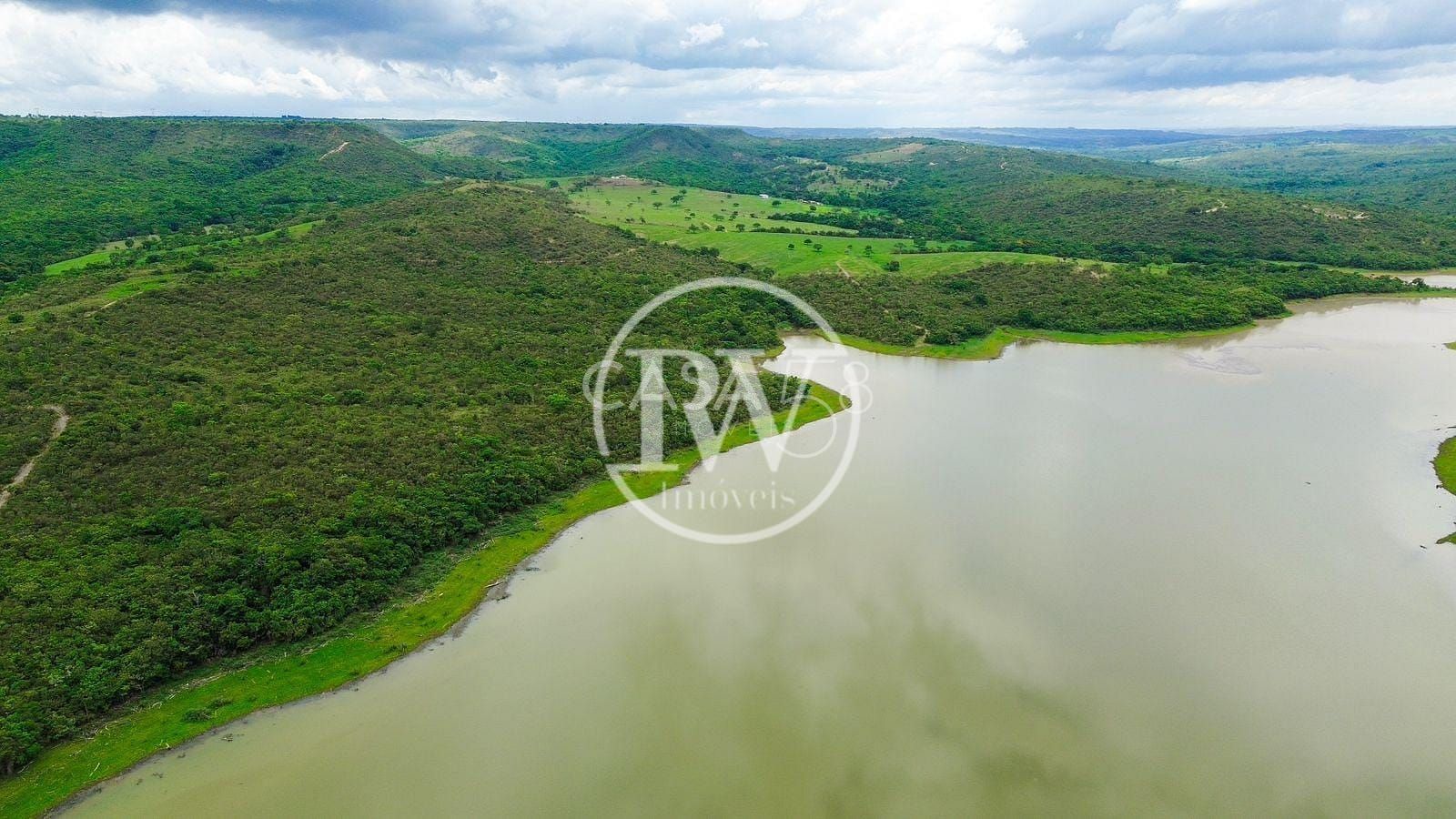 Fazenda à venda 120 alqu. próx. a Luziânia, Santo Antônio do Descoberto, GO