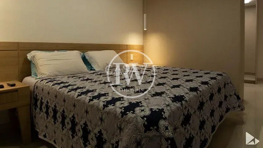 Apartamento de Alto Padrão com 182m² à Venda no 31º Andar | 3 Suítes | Nascente