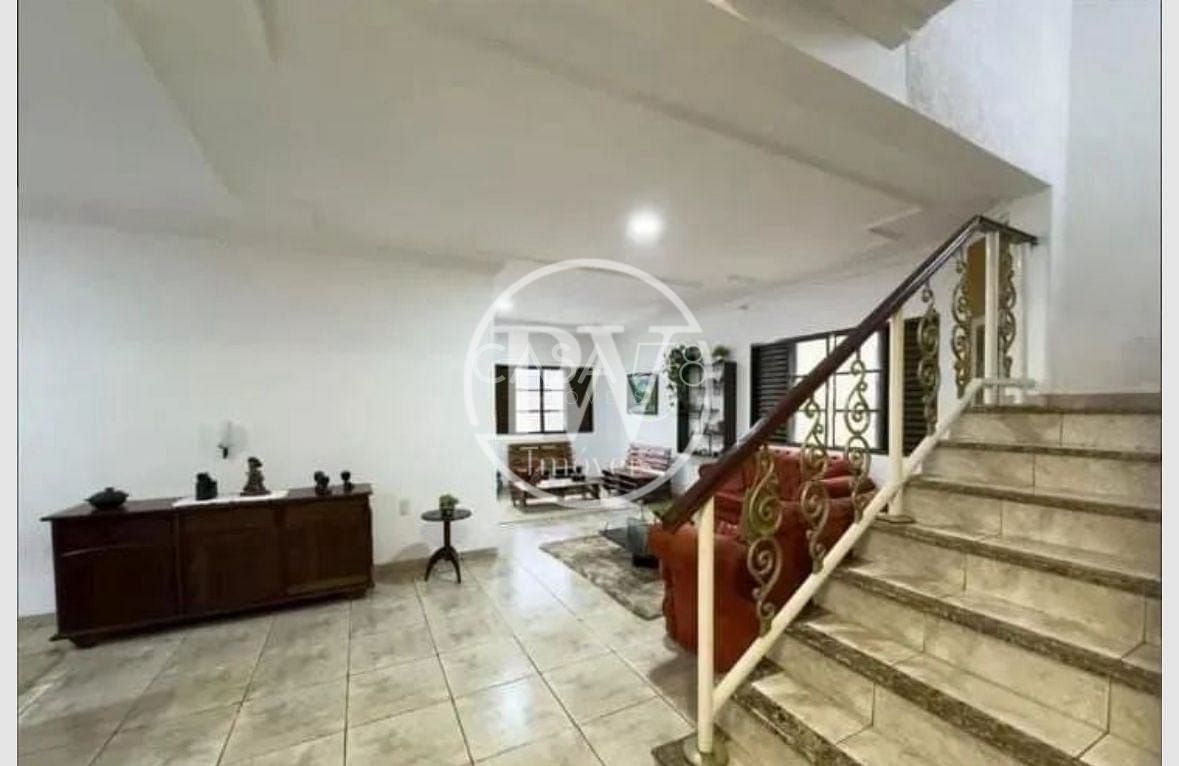 Sobrado à venda, Setor Jaó, 4 Quartos sendo 4 Suítes