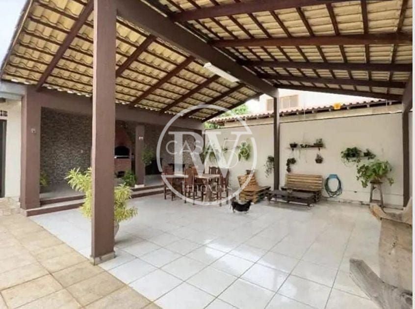 Sobrado à venda, Setor Jaó, 4 Quartos sendo 4 Suítes