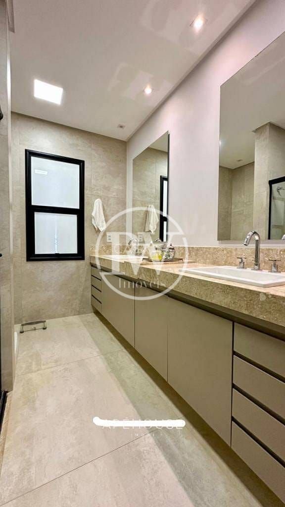 Casa a Venda no Condomínio GREEN PARK, 4 quartos sendo 4 suites , Goiânia, GO.