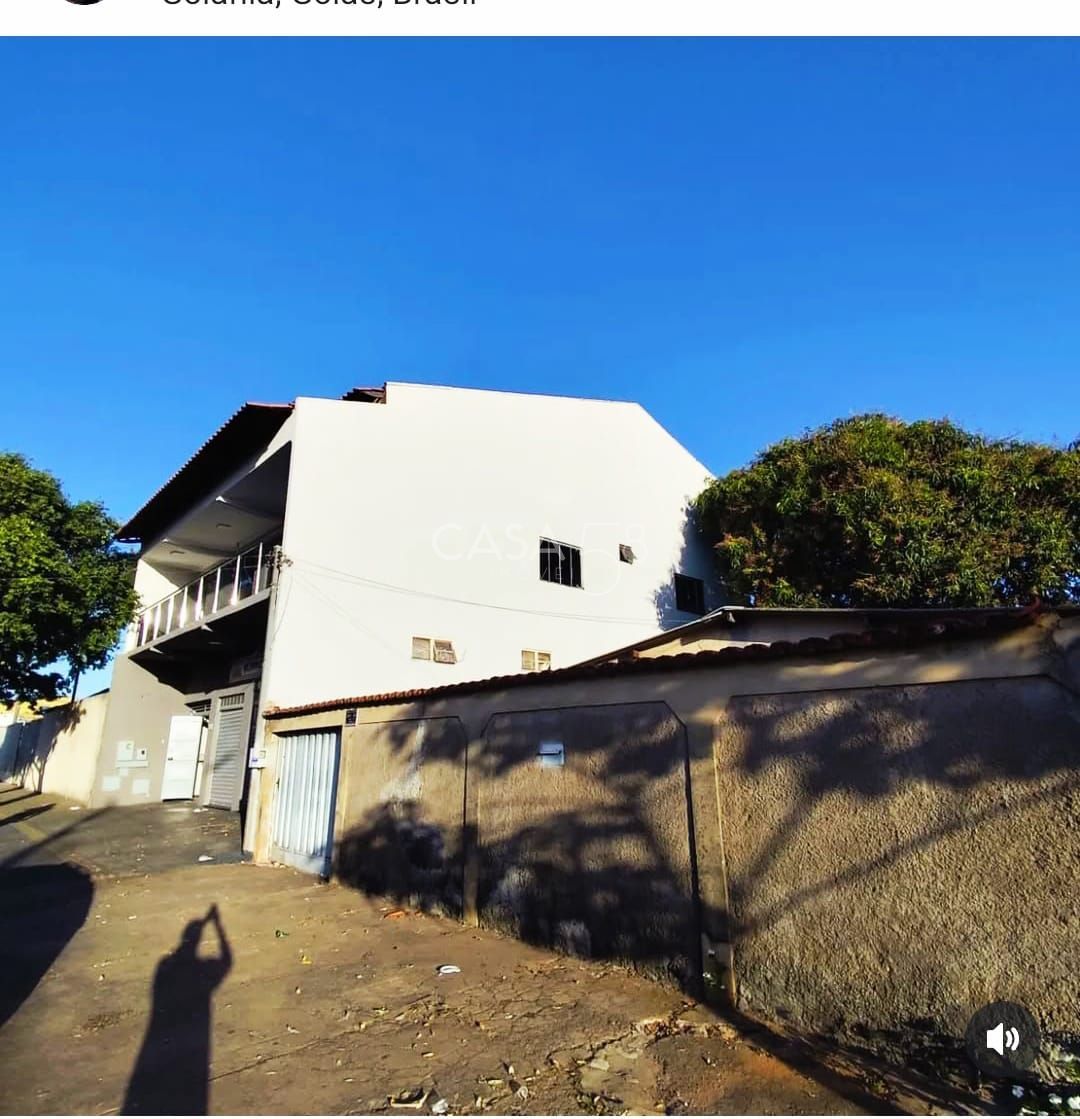 Sobrado Residencial e Comercial à Venda – 4 Quartos 2 Suítes | 373m² Construidos