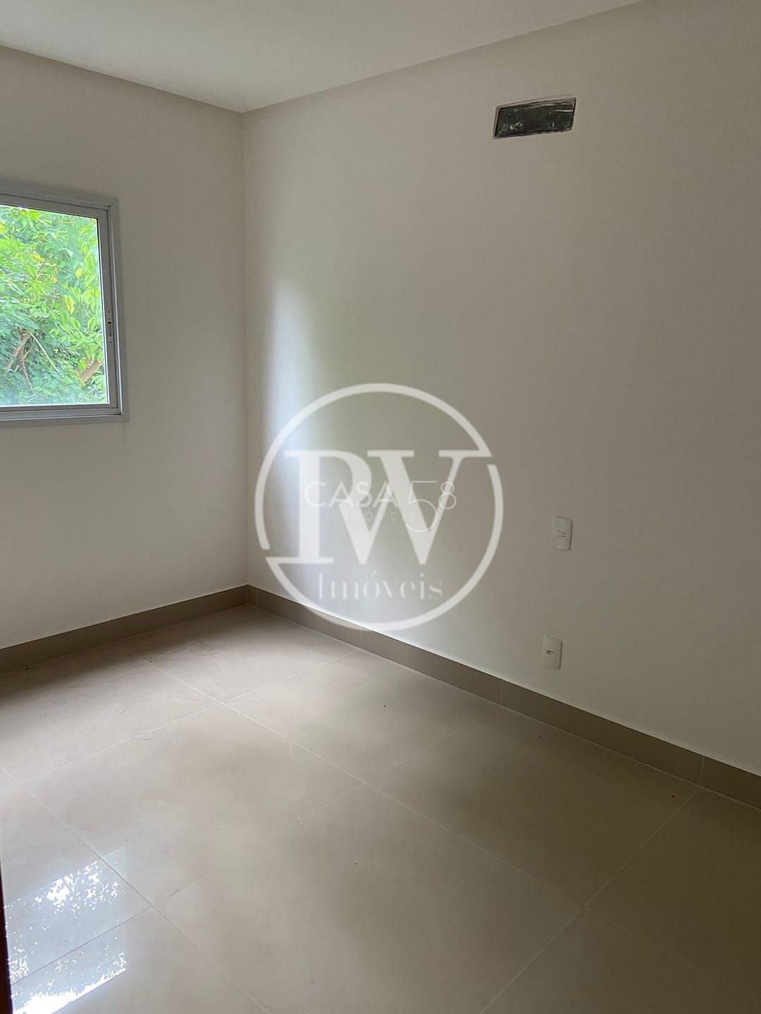 Sobrado no Condomínio Jardins de Lucca – 3 Suítes – 100m² – Lazer Completo