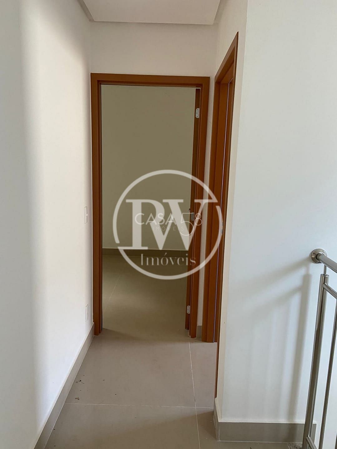 Sobrado no Condomínio Jardins de Lucca – 3 Suítes – 100m² – Lazer Completo