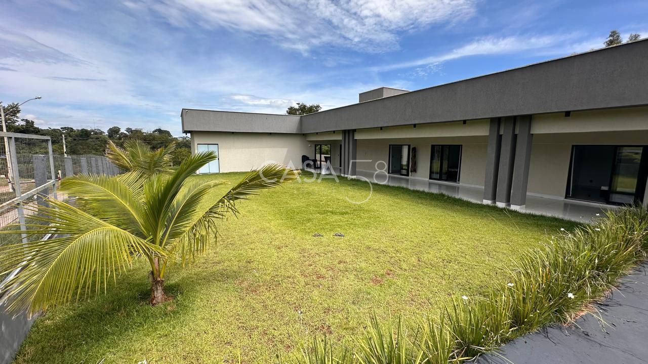 Casa Térrea de Alto Padrão no Condomínio Monte Sião – Complexo Arca Parque