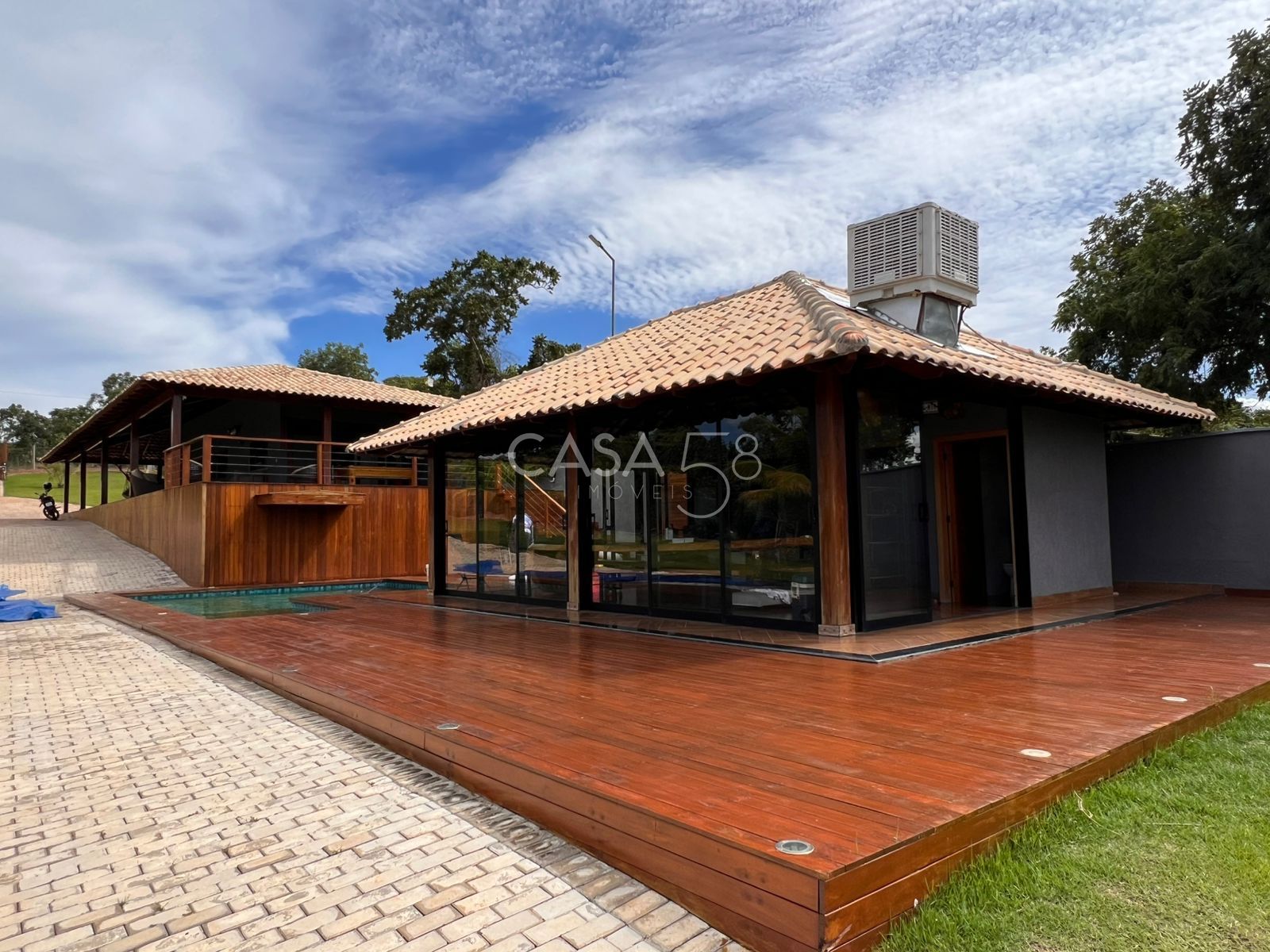Chácara à Venda com 3 Quartos (1 Suíte) em Niquelandia - 2.250m² de Natureza