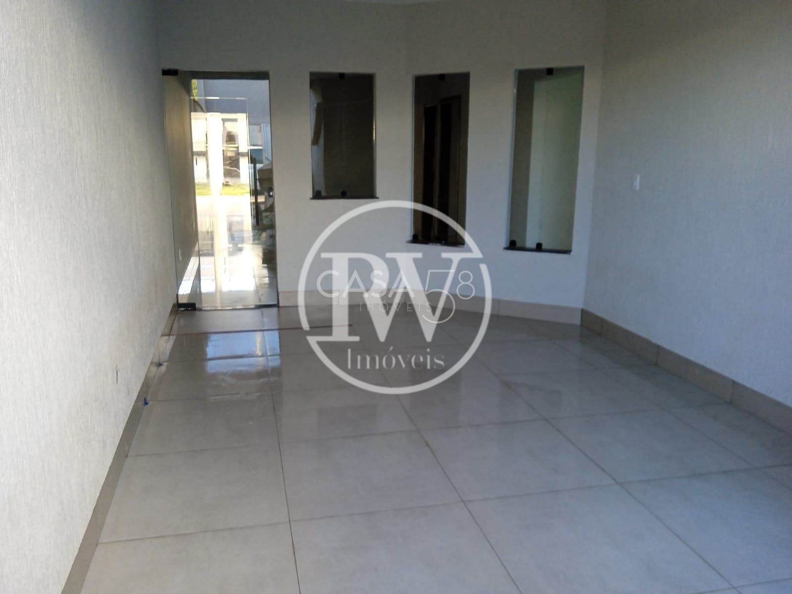Casa Ampla com Sala Comercial – 3 Quartos + Espaço para Negócio – 170m²
