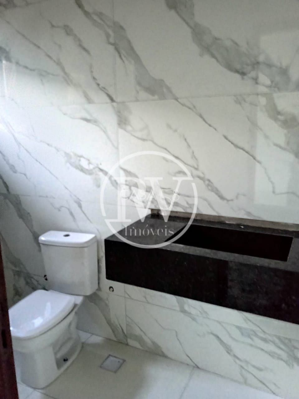 Casa Ampla com Sala Comercial – 3 Quartos + Espaço para Negócio – 170m²