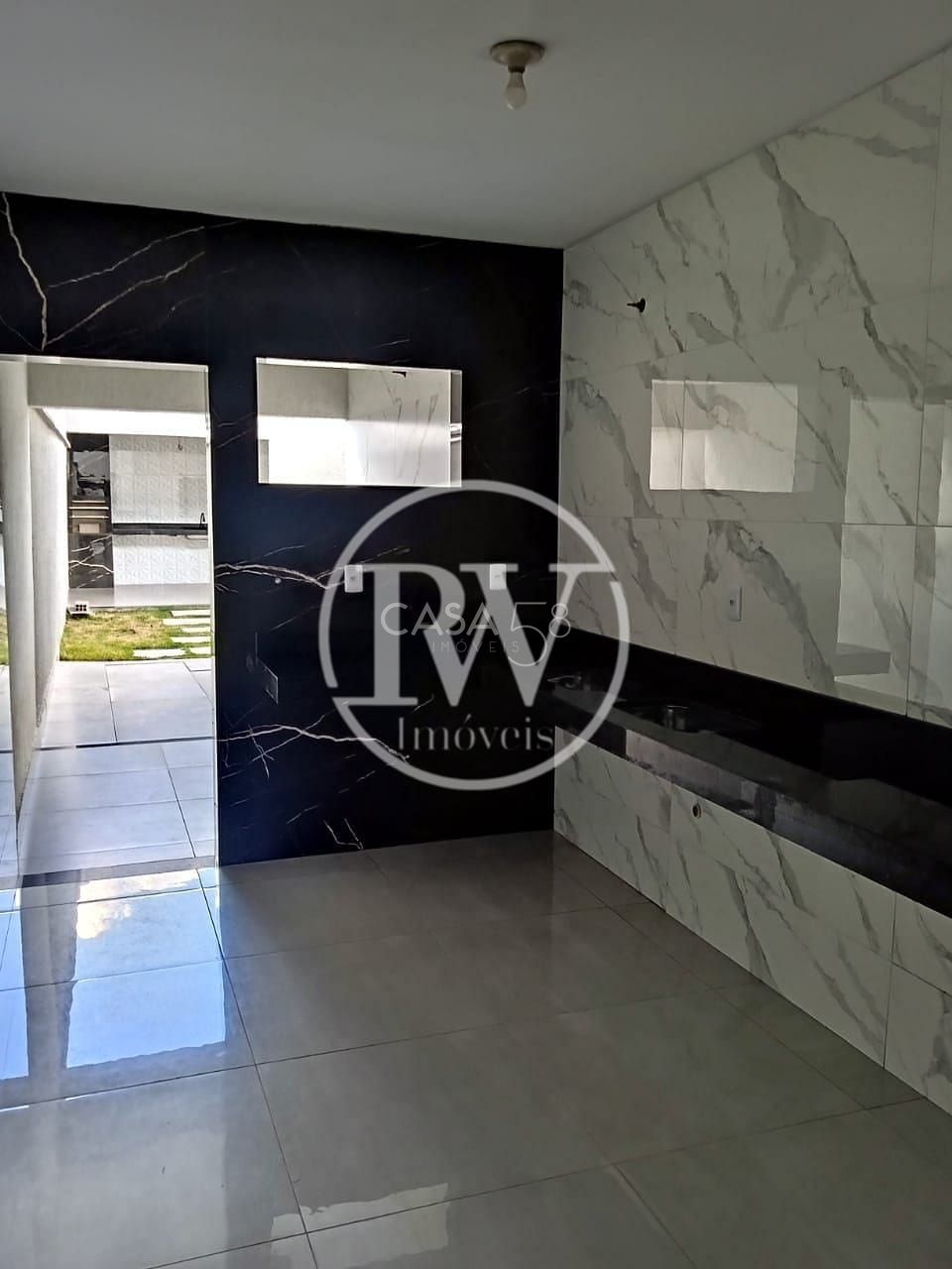 Casa Ampla com Sala Comercial – 3 Quartos + Espaço para Negócio – 170m²