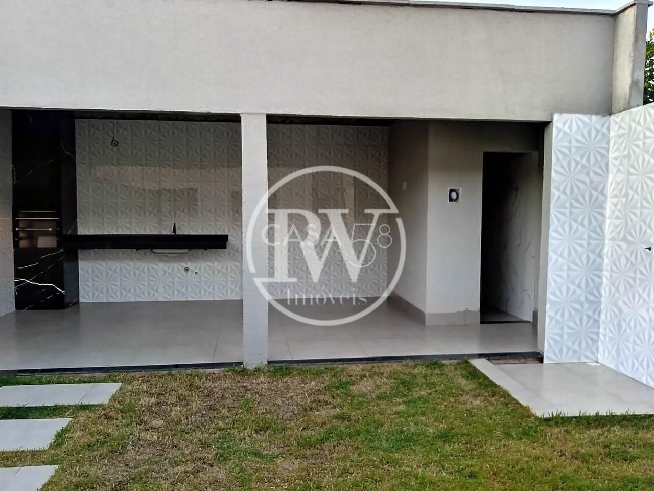 Casa Ampla com Sala Comercial – 3 Quartos + Espaço para Negócio – 170m²