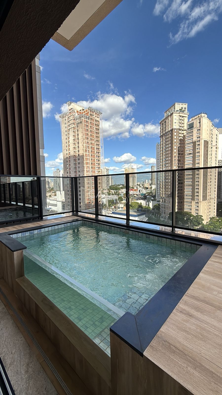 Apartamento Exclusivo no Terraço Bougainville – 248m²