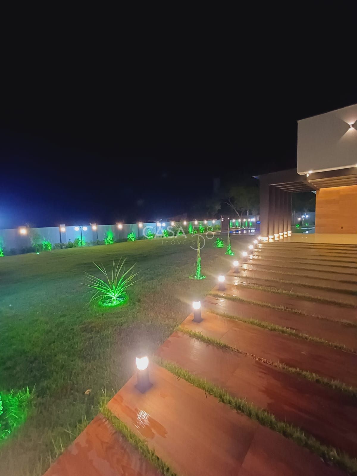 Casa Térrea de Alto Padrão – 3 Suítes | 15 km de Goiânia | 2.000 m² de terreno