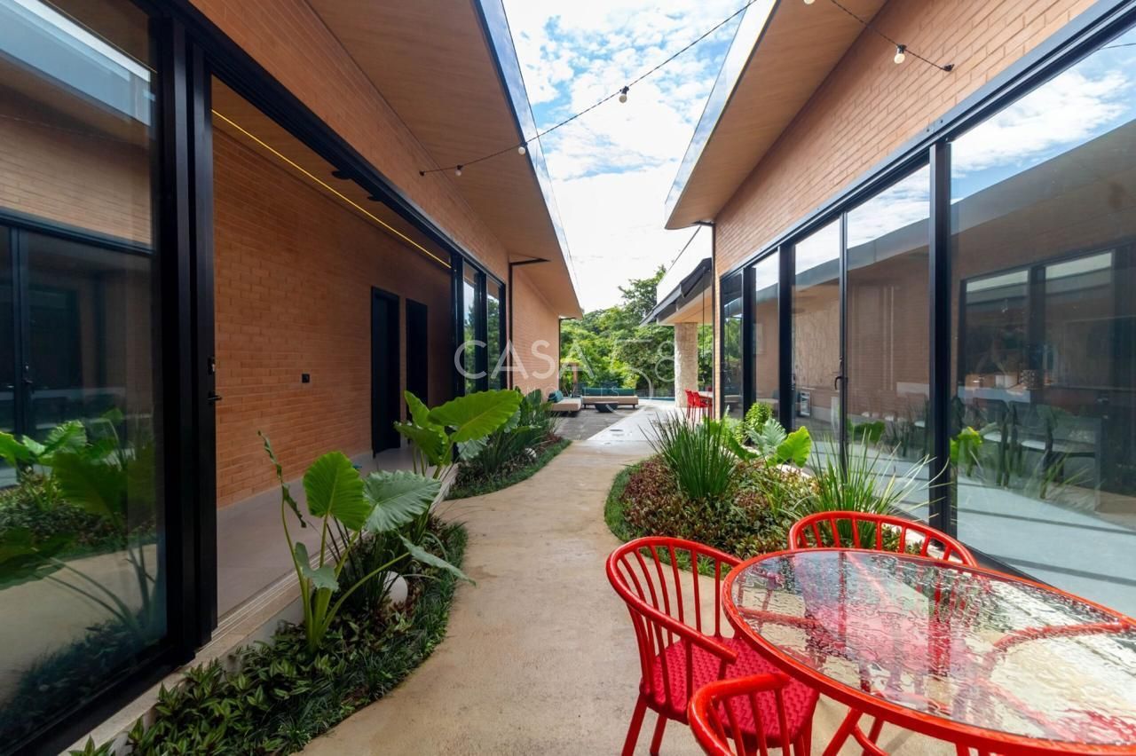 Casa de Luxo à Venda Mansões Morumbi –  4 Suítes, 365 m², Automação