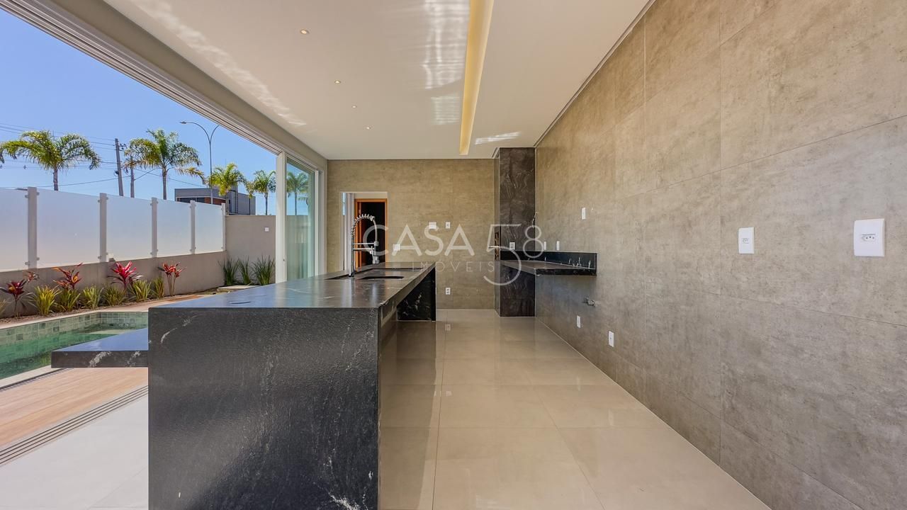 Casa Térrea de Alto Padrão à Venda | 3 Suítes | Piscina | Área Gourmet