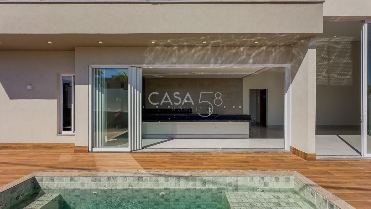 Casa Térrea de Alto Padrão à Venda | 3 Suítes | Piscina | Área Gourmet