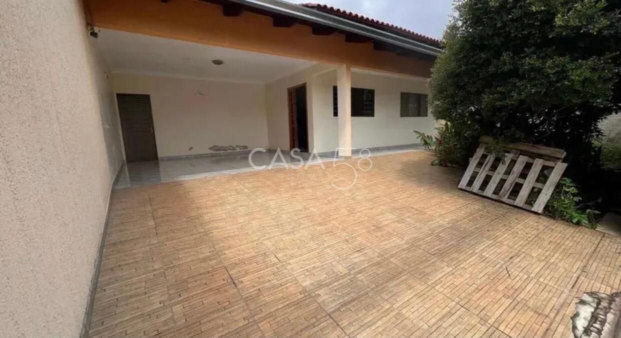 Casa Ampla à Venda – 3/4 com Suíte, Piscina e Escritório – 420m² de Terreno