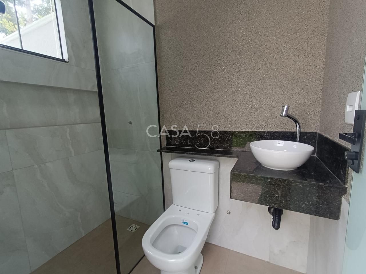 Casa Térrea Moderna com 3 Suítes, Piscina e Gourmet – 160m² Construídos