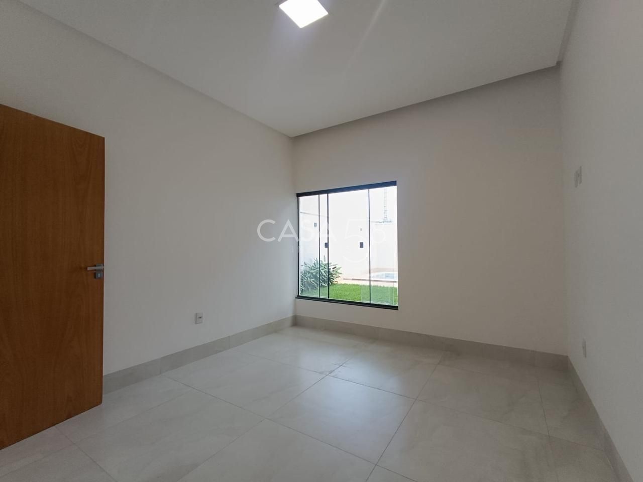 Casa Térrea Moderna com 3 Suítes, Piscina e Gourmet – 160m² Construídos